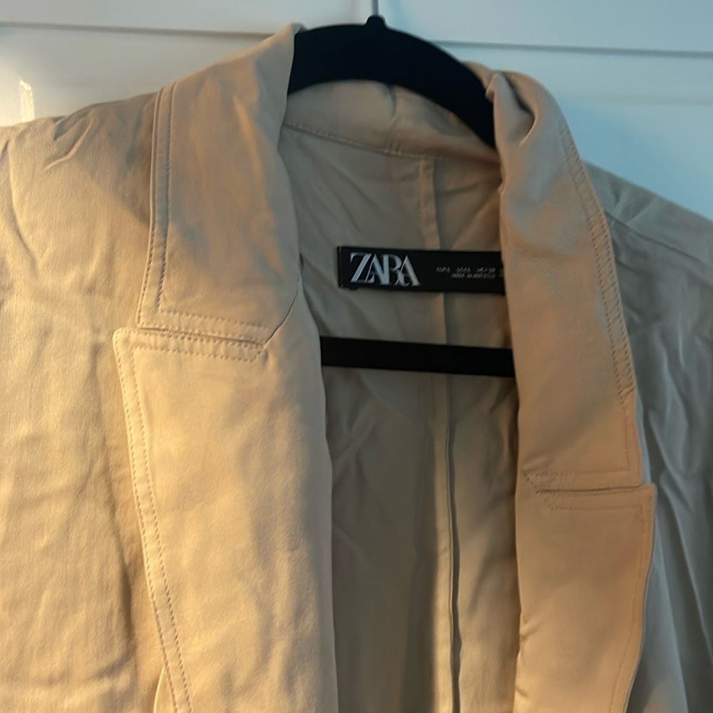 Zara open trenchcoat